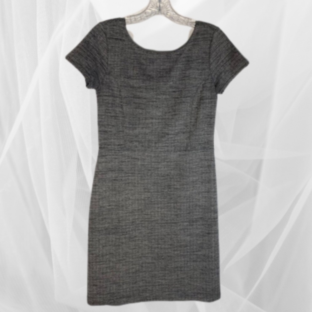 Women's Business Dress Sz 4 Banana Republic